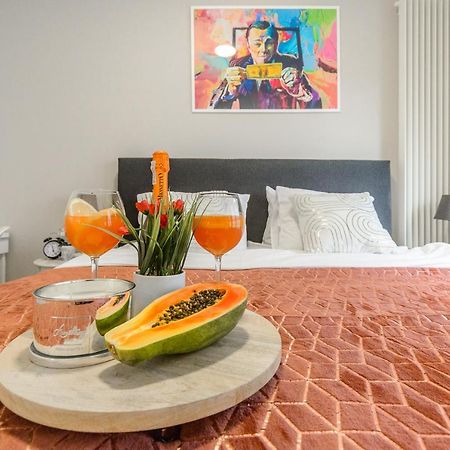 Luxury Apartment On Grzybowska Street Varsavia Esterno foto