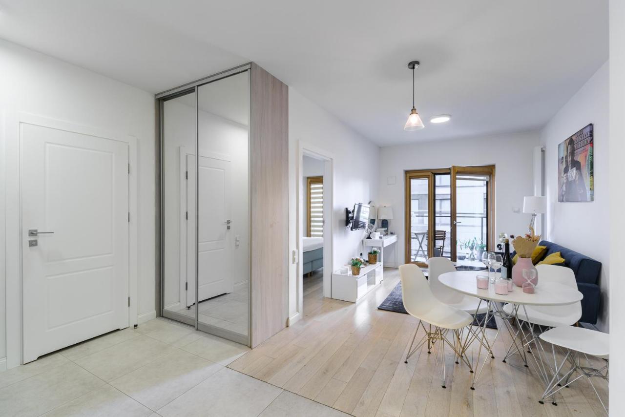 Luxury Apartment On Grzybowska Street Varsavia Esterno foto