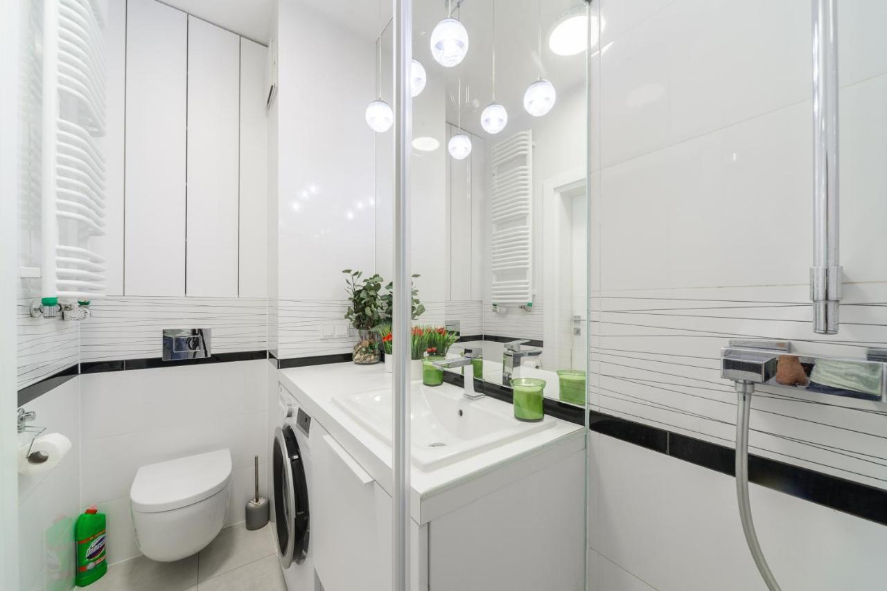 Luxury Apartment On Grzybowska Street Varsavia Esterno foto